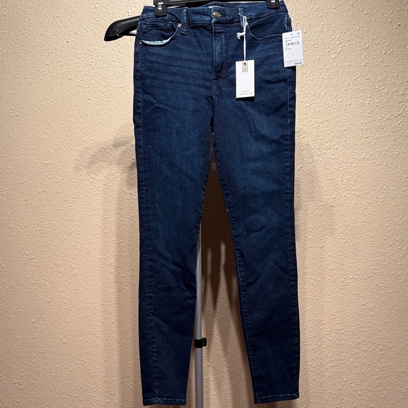 Good American Denim - Women’s size 6/28 dark blue denim skinny stretch jeans retail $99 mid rise
